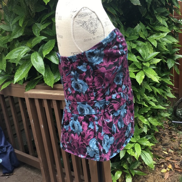 Torrid Tube Top - Size 1 - Picture 2 of 15